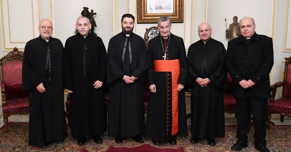 ⁨ البطريرك الراعي يلتقي رئيس عام جمعية المرسلين اللبنانيين الموارنة ومجلس الشورى
