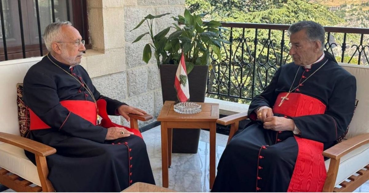 البطريركان الراعي وميناسيان يؤكدان تعزيز التعاون الكنسي ورسالة الرجاء للبنان