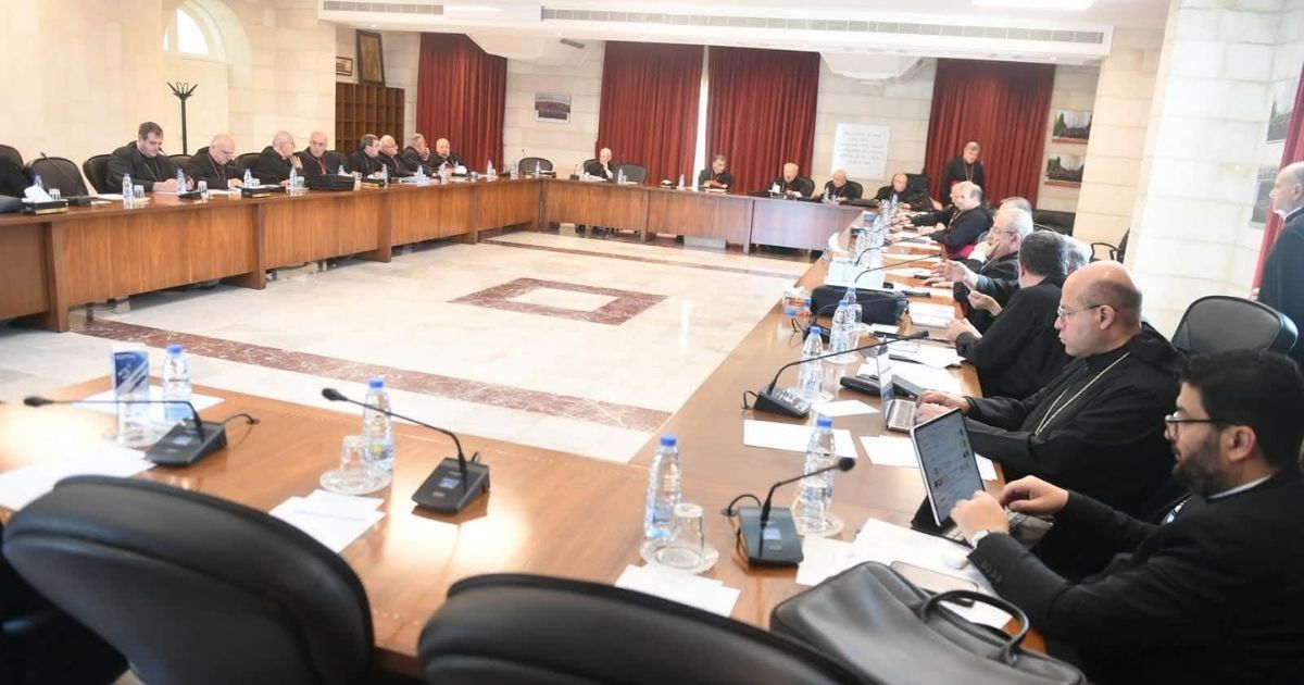 المطارنة الموارنة: نضع بين يدَي العذراء وافر الطلبات من أجل السلام في لبنان