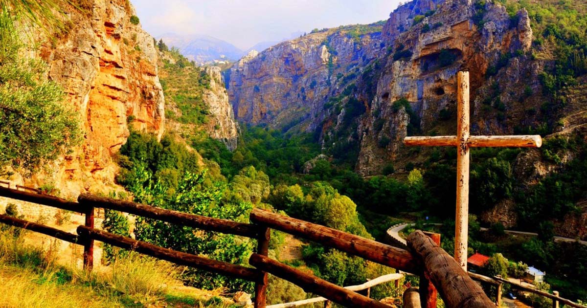 لبنان… الإسم الذي يفيض عطرًا وتاريخًا