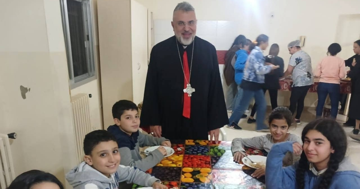 المطران سويف من ميتم كفرفو: الإيمان طريقكم إلى مستقبل أفضل