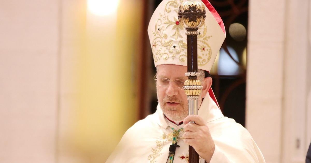 المطران عون ترأس قداس عيد مار مارون في جبيل