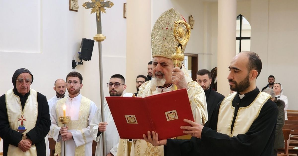 البطريرك يونان: نصلي من أجل السلام في لبنان والمنطقة