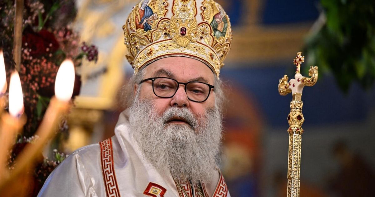 البطريرك يوحنا العاشر: نقف إلى جانب شعبنا في الجنوب ونصلي من أجل السلام