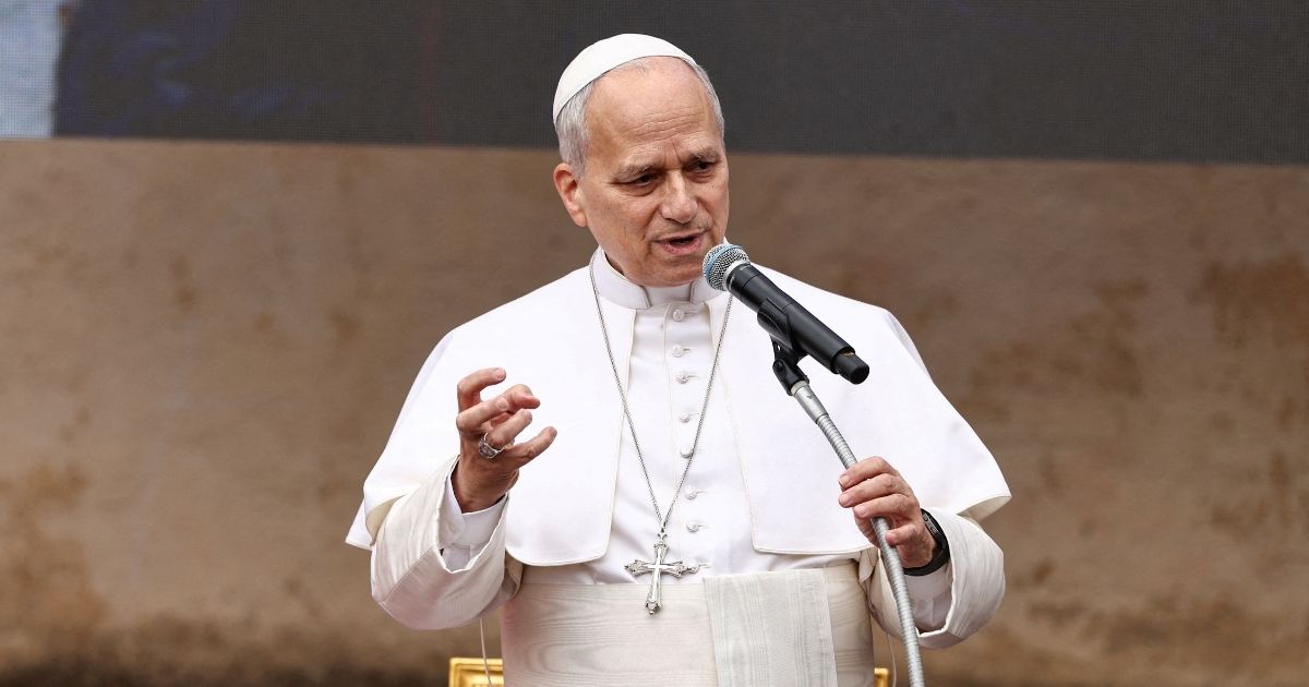 الحبر الأعظم: الإعلام الحر والمسؤول يصنع السلام