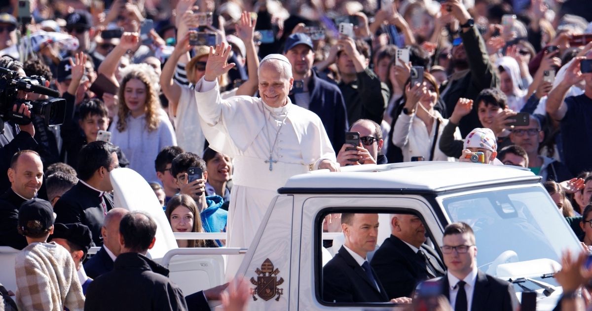 البابا في المقابلة العامة: القداسة دعوة لكل مؤمن