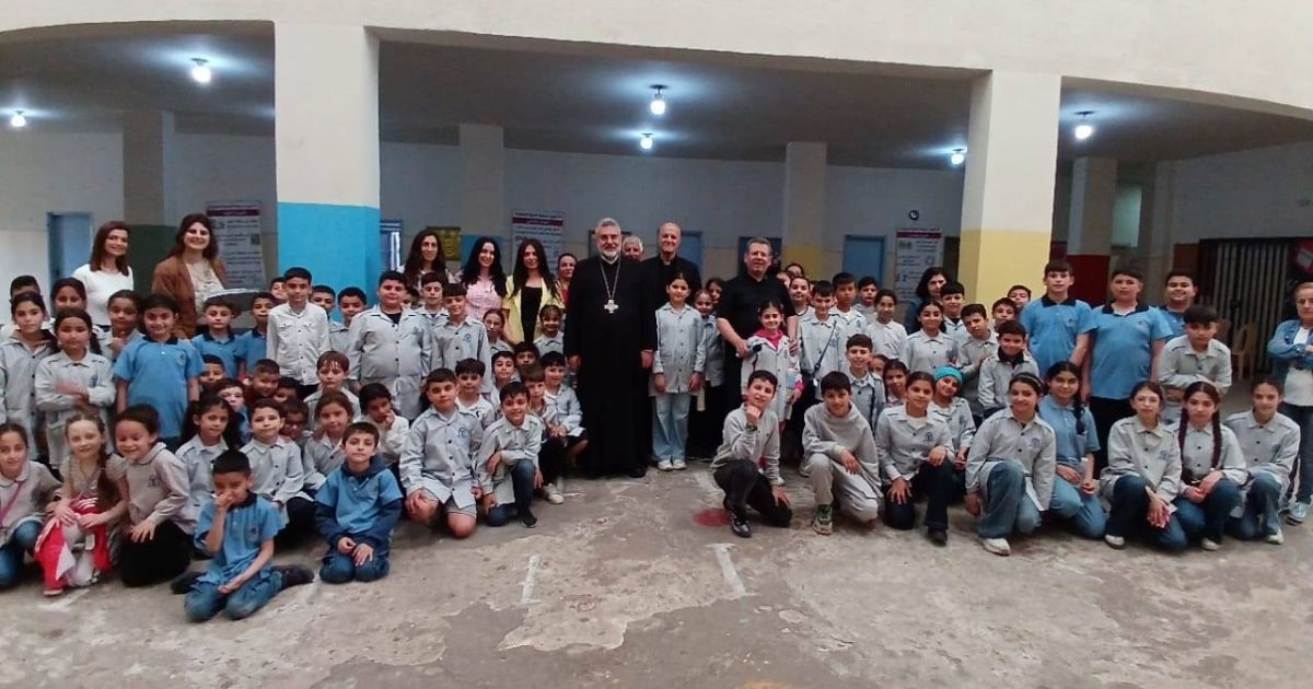 المطران سويف من مدرسة الفوار: التربية تبني الإنسان ولبنان