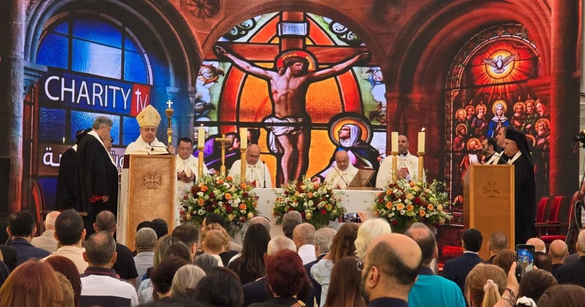 صوت المحبة تحتفل بعيدها الـ42 عشية عيد العنصرة