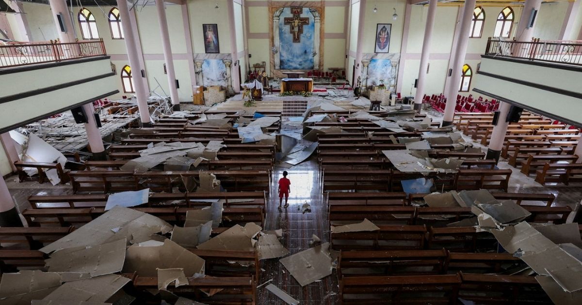 البابا يعزّي بضحايا زلزال إندونيسيا... والكنيسة تستنفر للإغاثة